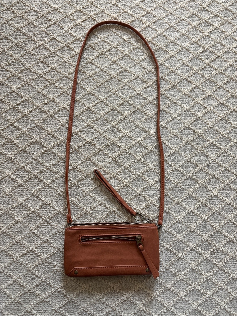 Universal Thread Slim Crossbody Wallet Bag